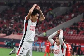 BB sports-风云突变成都蓉城集结日迎来里程碑，法甲版图或变，赛场秩序良好，临场指挥获称赞的简单介绍-BB sports